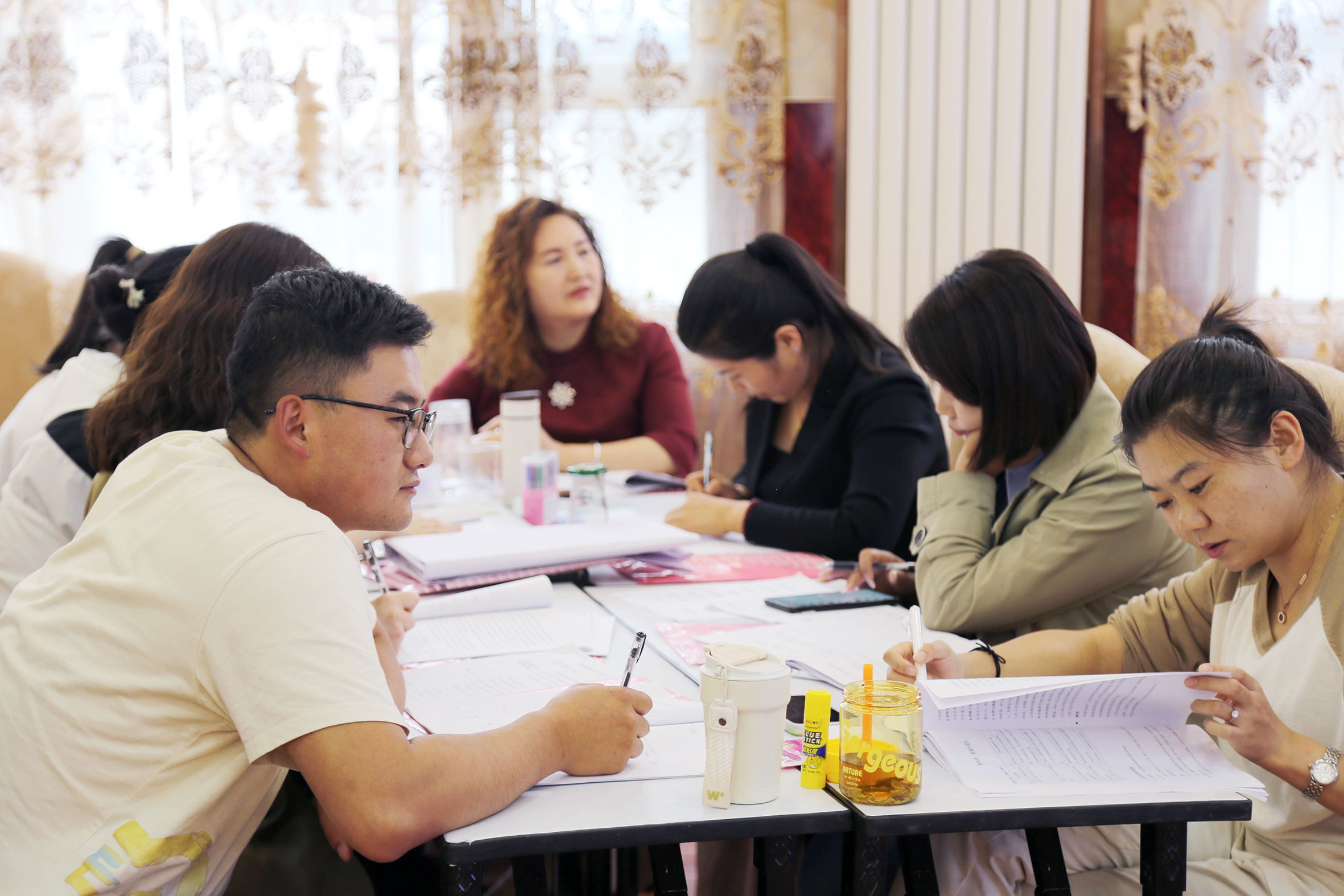 全国妇联联合国儿基会“爱在开端：0-6岁科学育儿社区家庭支持推广项目”省级培训班在漳县举办bsport体育下载(图1)